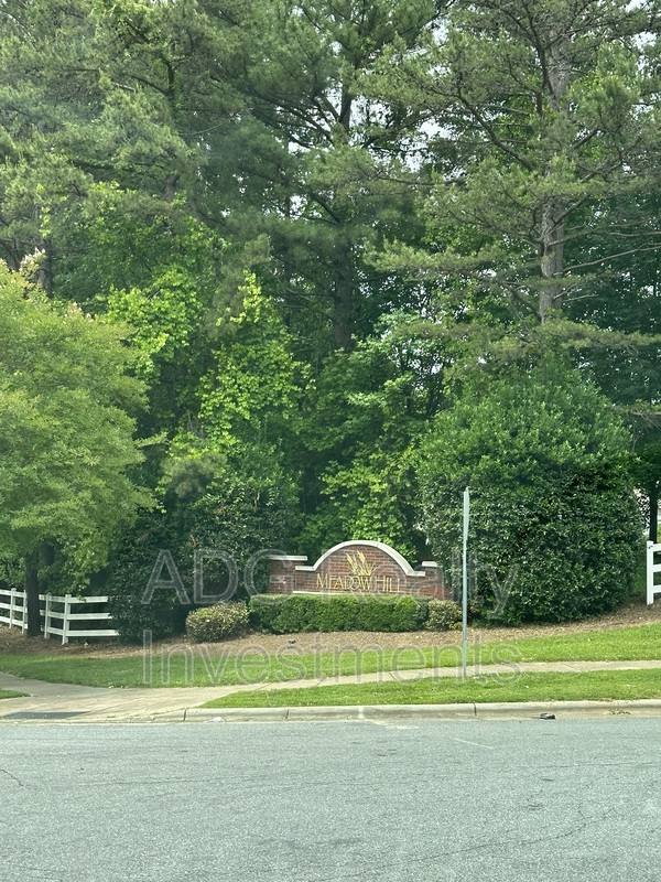Townhouse for rent at 1917 Butterfly Lane, Charlotte, NC 28269