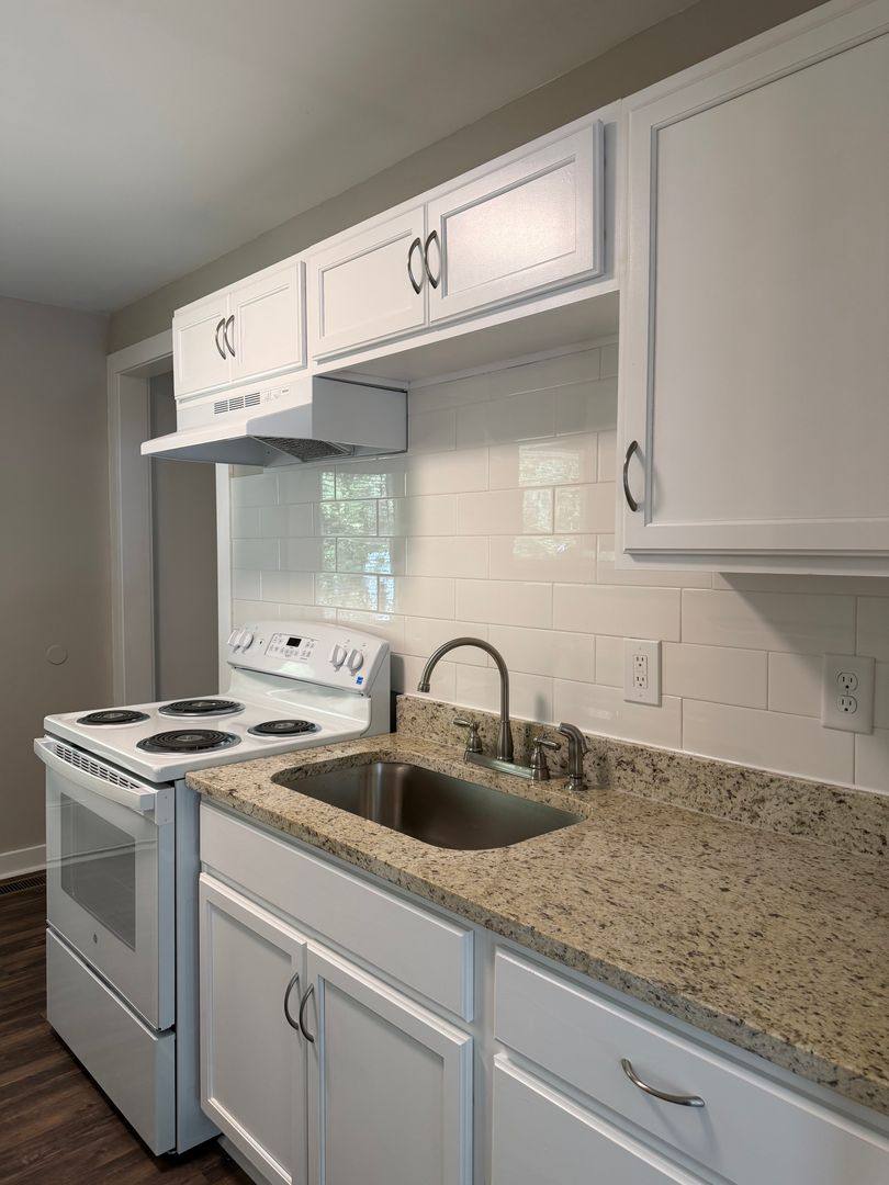 House for rent at 4535 Briarwood Dr, Oakwood, GA 30566
