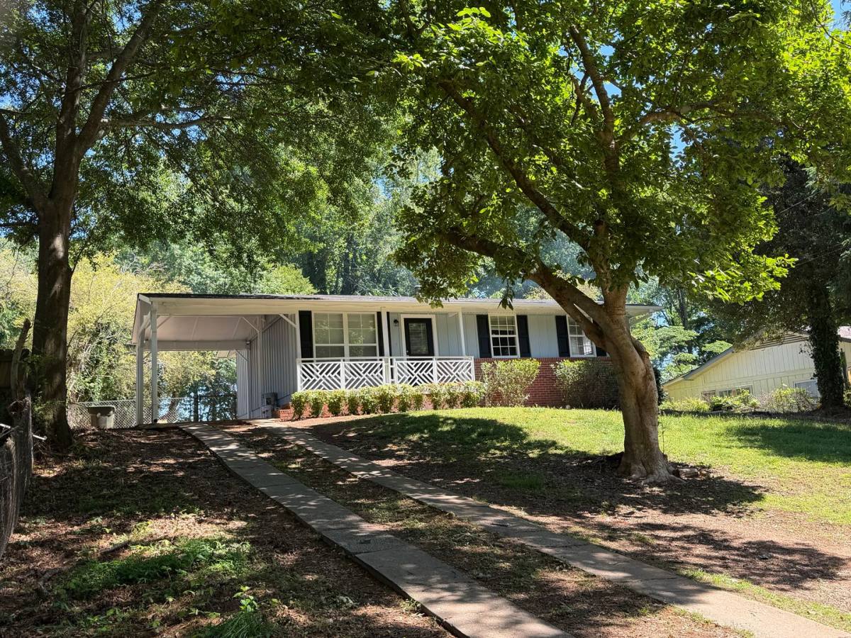 House for rent at 4535 Briarwood Dr, Oakwood, GA 30566
