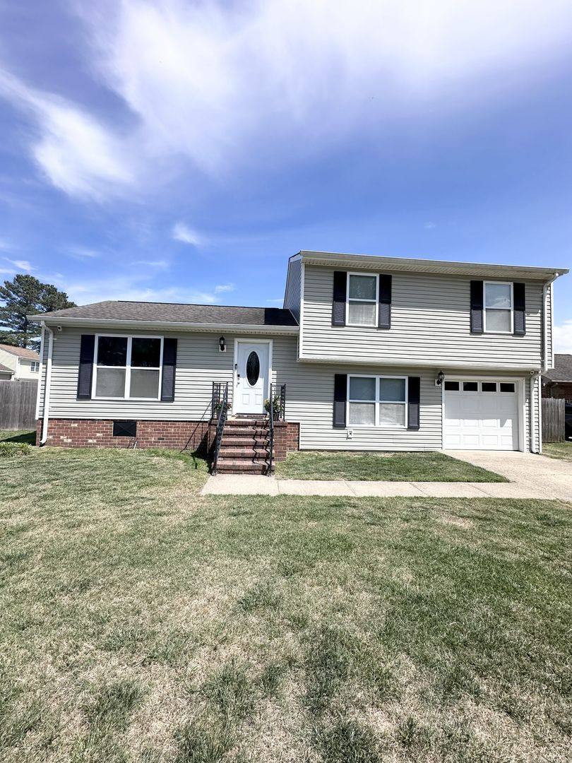 House for rent at 509 Bowling Green Court, Chesapeake, VA 23320