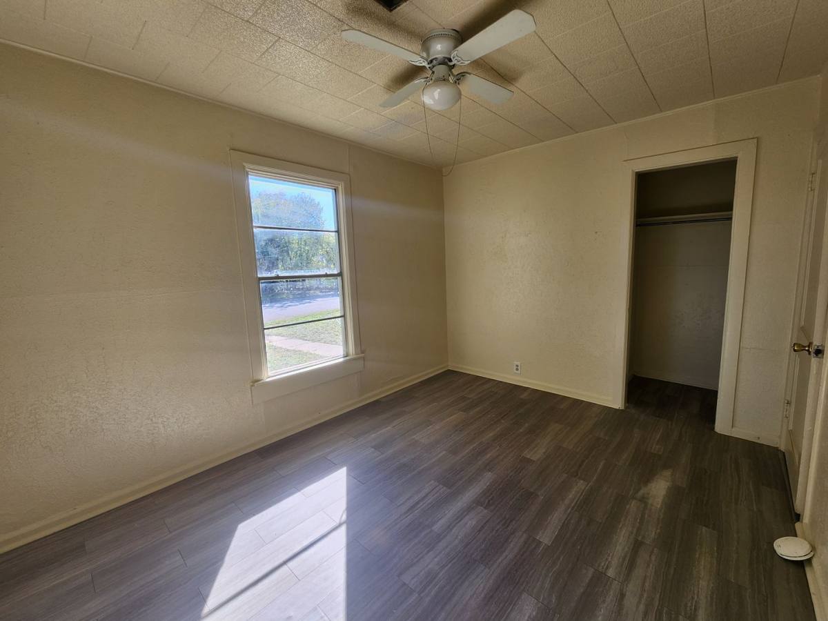 Apartment for rent at 1516 Lindsey St, Denton, TX 76205