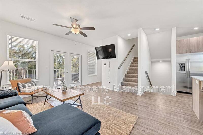 Townhouse for rent at 1788 S Razorback Rd, Fayetteville, AR 72701
