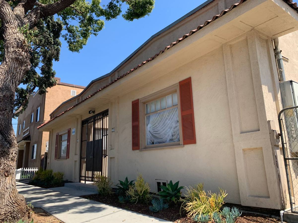 Apartment for rent at 324 W Opp St #5, Wilmington, CA 90744