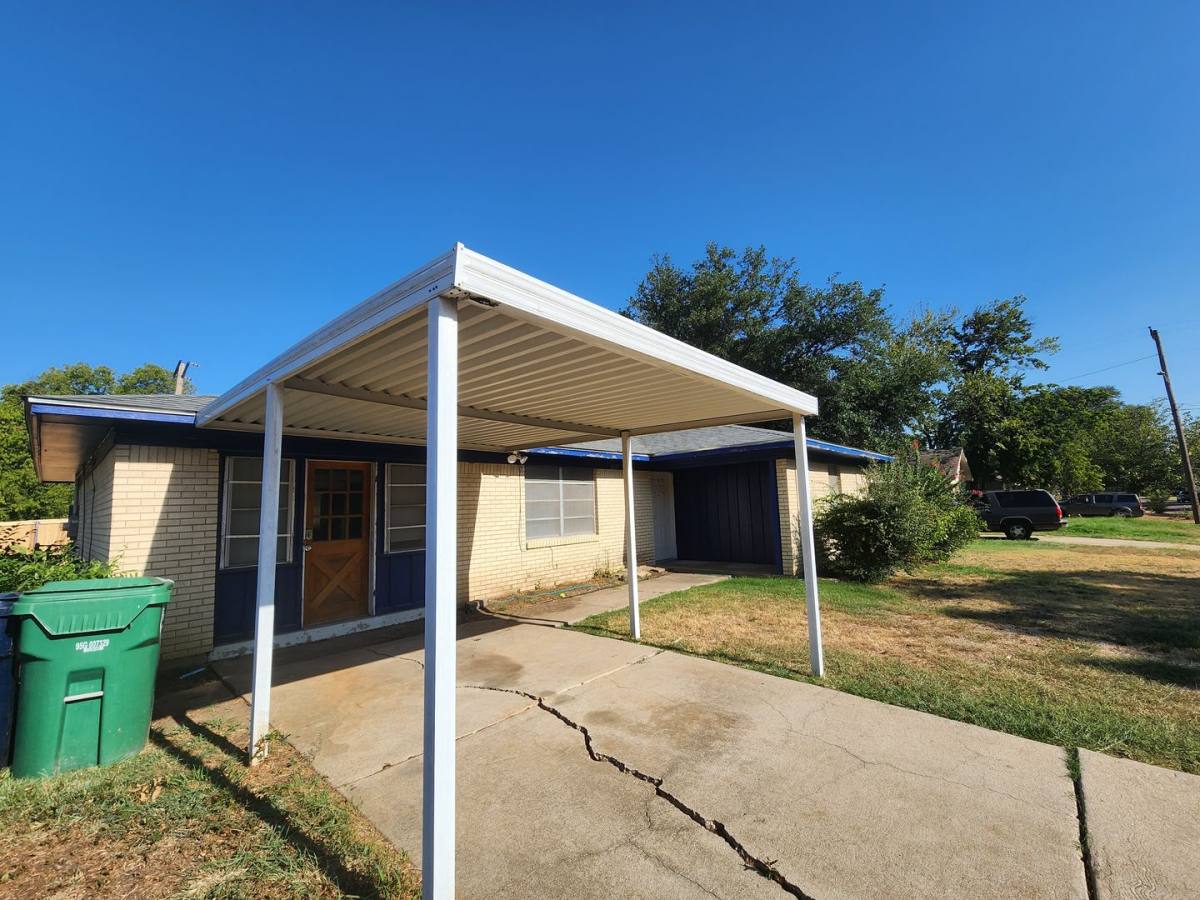 Apartment for rent at 3604 Valley View Rd, Denton, TX 76209