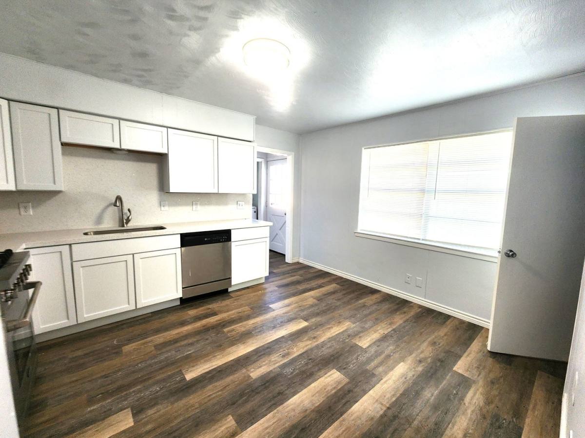Apartment for rent at 3604 Valley View Rd, Denton, TX 76209
