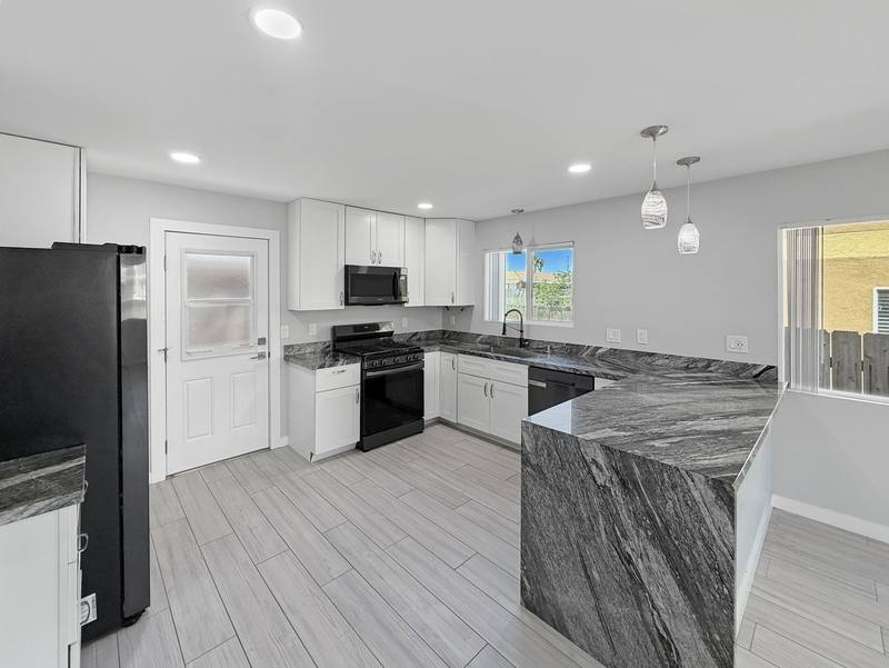 Apartment for rent at 2452 E Ingersoll St, San Diego, CA 92111