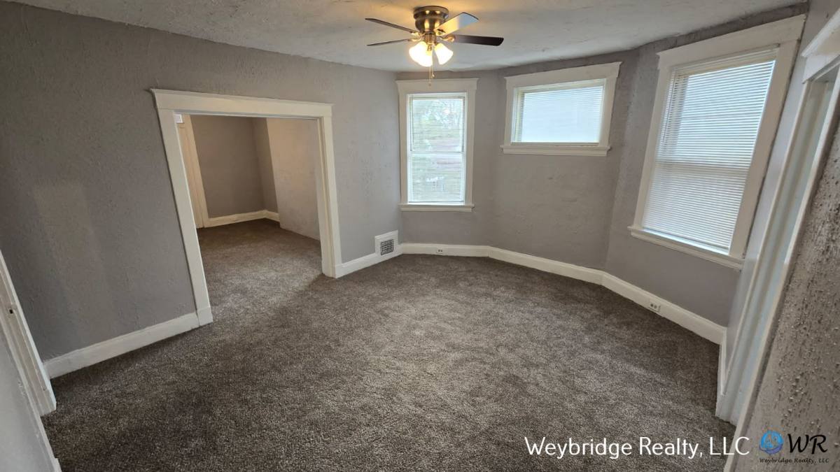 Apartment for rent at 3209 Gilbert Ave, Cincinnati, OH 45207
