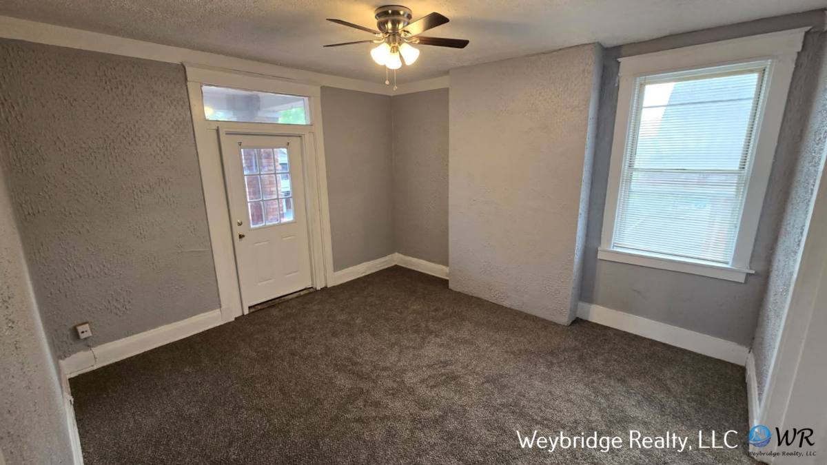 Apartment for rent at 3209 Gilbert Ave, Cincinnati, OH 45207