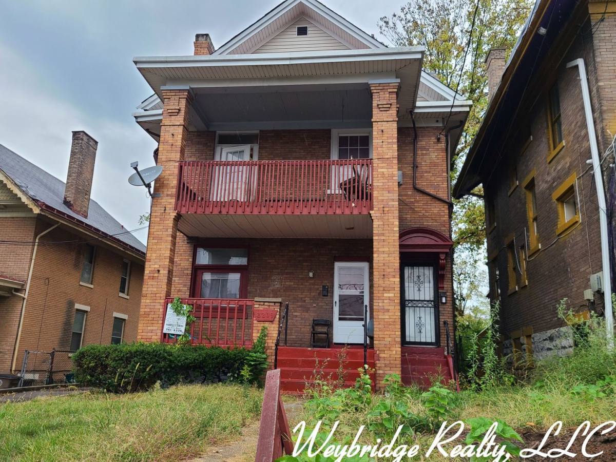 Apartment for rent at 3209 Gilbert Ave, Cincinnati, OH 45207