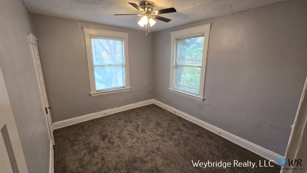 Apartment for rent at 3209 Gilbert Ave, Cincinnati, OH 45207
