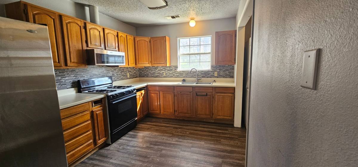 House for rent at 501 Mounts Ave, Denton, TX 76201