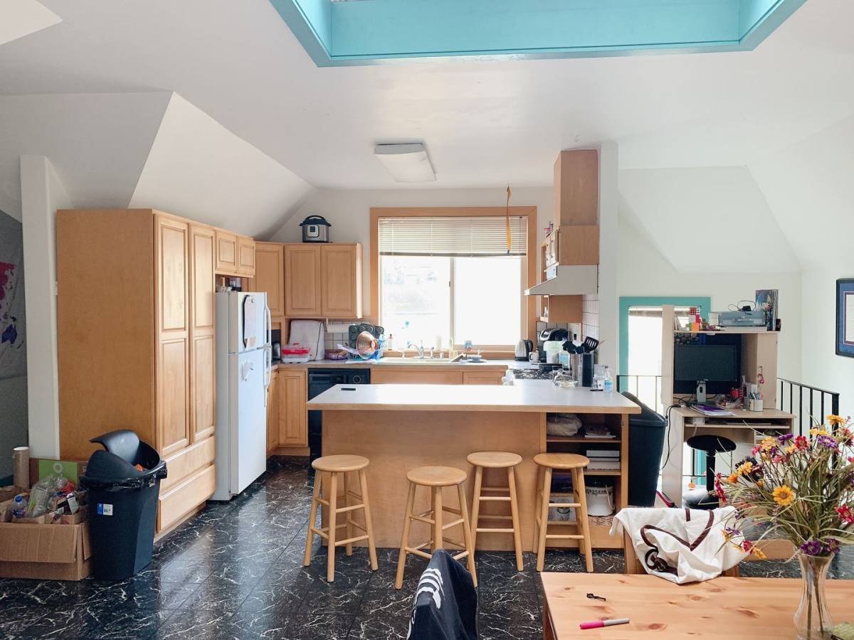 Apartment for rent at 1348 Franklin St, Bellingham, WA 98225