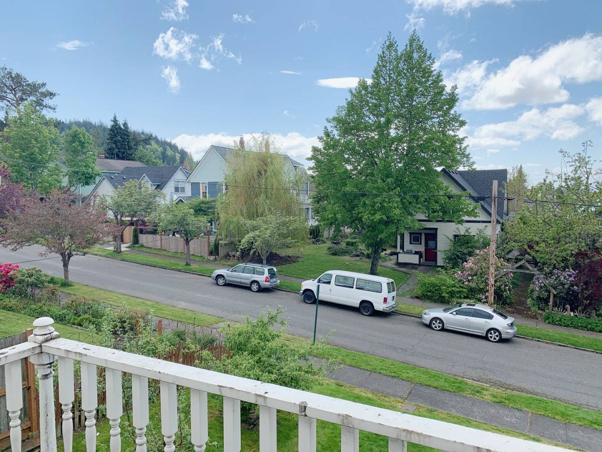 Apartment for rent at 1348 Franklin St, Bellingham, WA 98225
