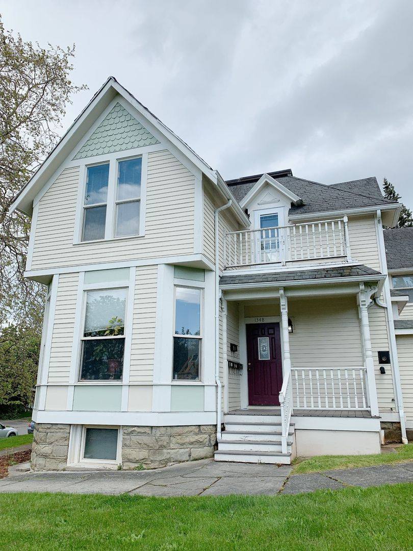 Apartment for rent at 1348 Franklin St, Bellingham, WA 98225