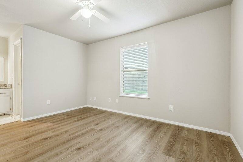 House for rent at 12225 SW 14th St, Yukon, OK 73099