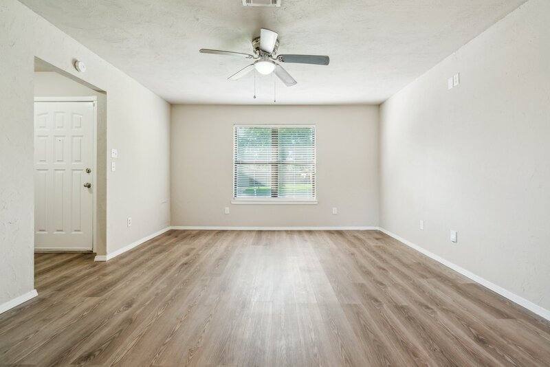 House for rent at 12225 SW 14th St, Yukon, OK 73099