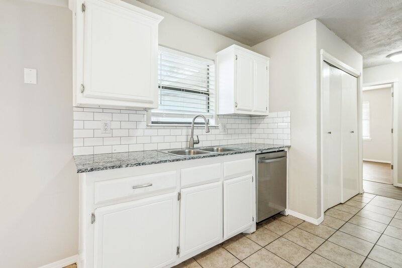 House for rent at 12225 SW 14th St, Yukon, OK 73099