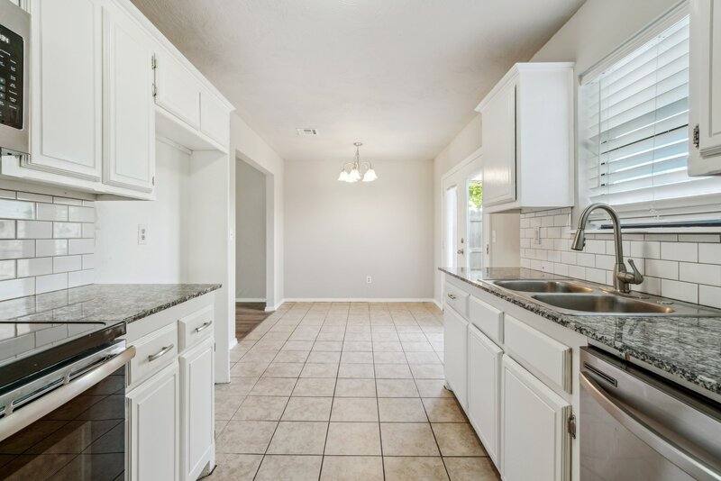House for rent at 12225 SW 14th St, Yukon, OK 73099