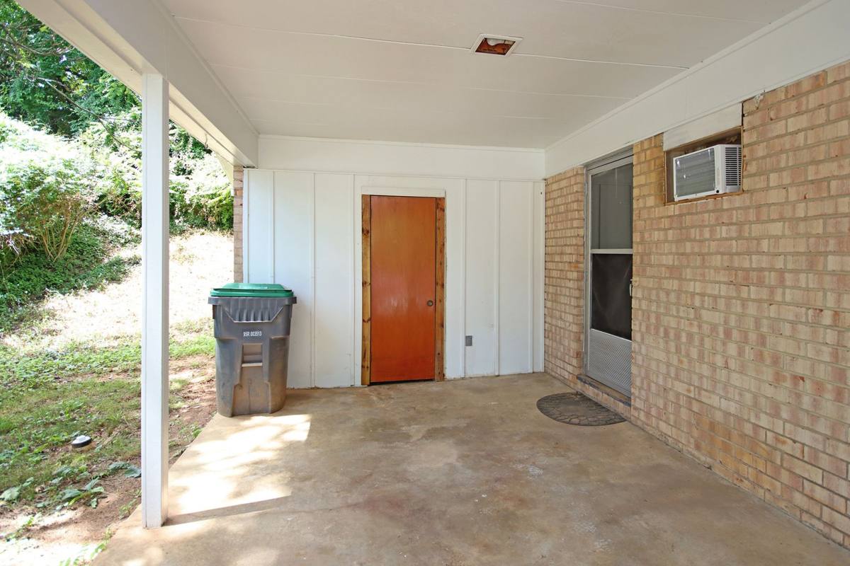 Townhouse for rent at 2305 N Berkshire Rd, Charlottesville, VA 22901