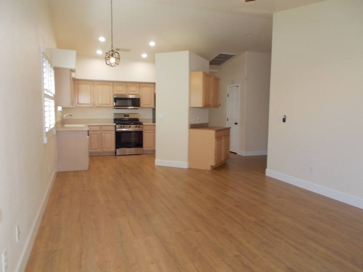 House for rent at 112 Golf Course St, Las Vegas, NV 89145