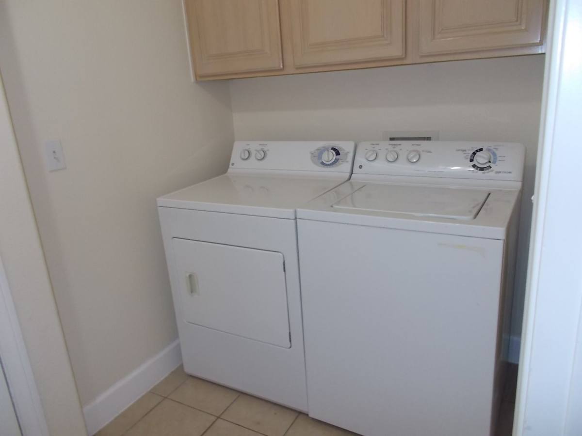 House for rent at 112 Golf Course St, Las Vegas, NV 89145