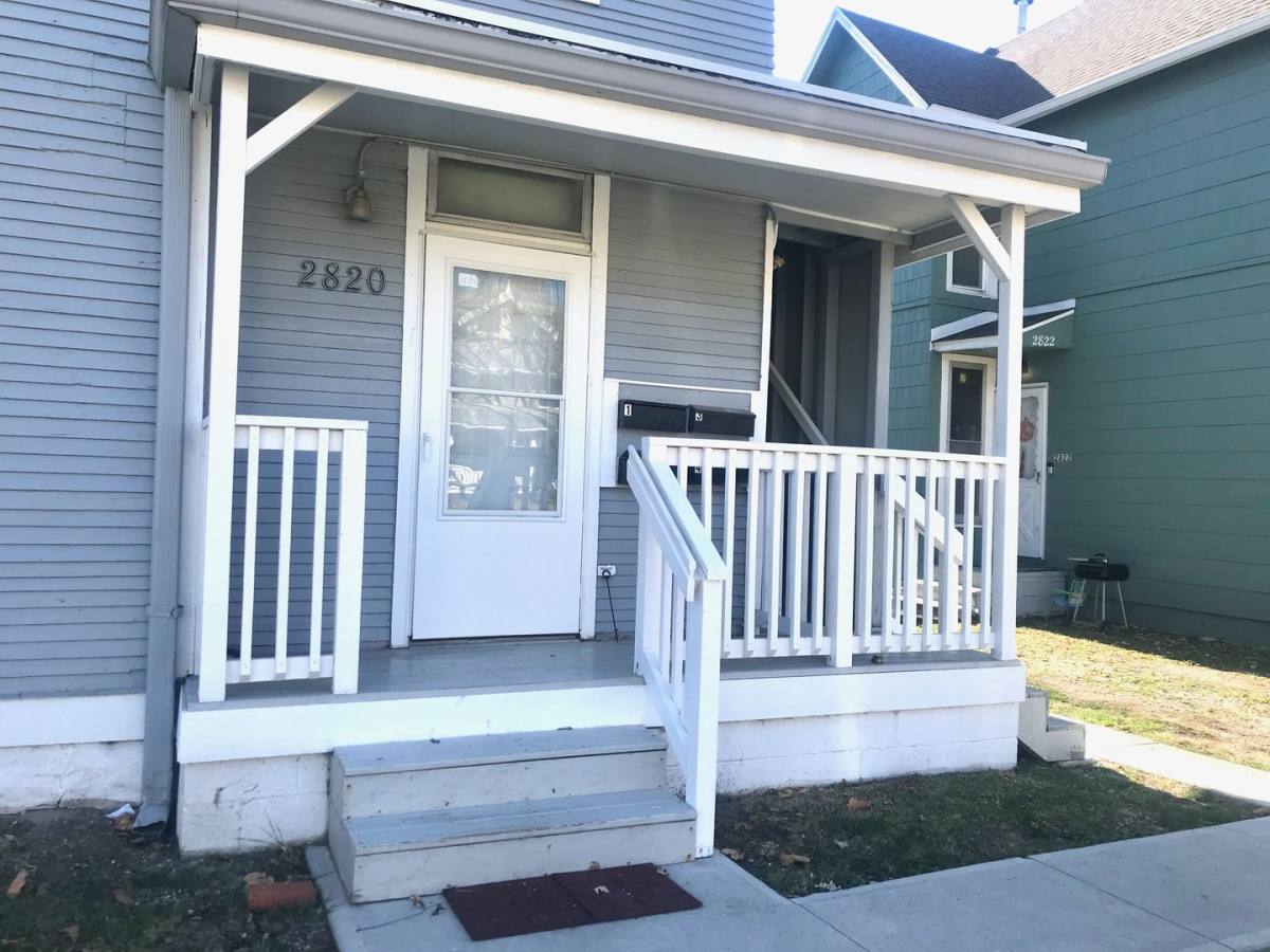 Apartment for rent at 2820 Cottage Grove, Des Moines, IA 50311