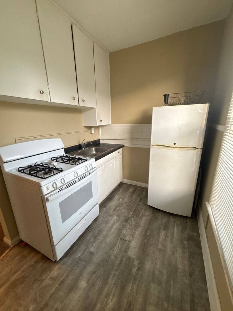 Apartment for rent at 2820 Cottage Grove, Des Moines, IA 50311