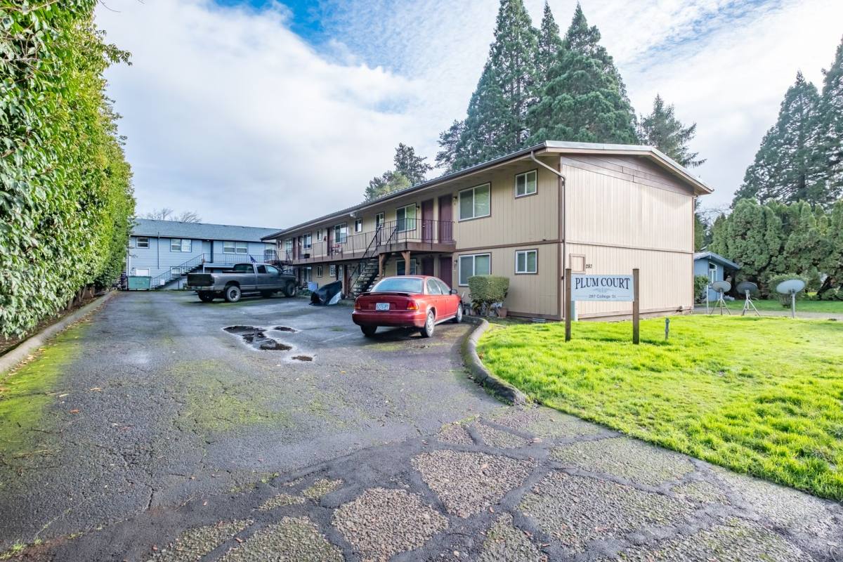 Apartment for rent at 287 College St S, Monmouth, OR 97361
