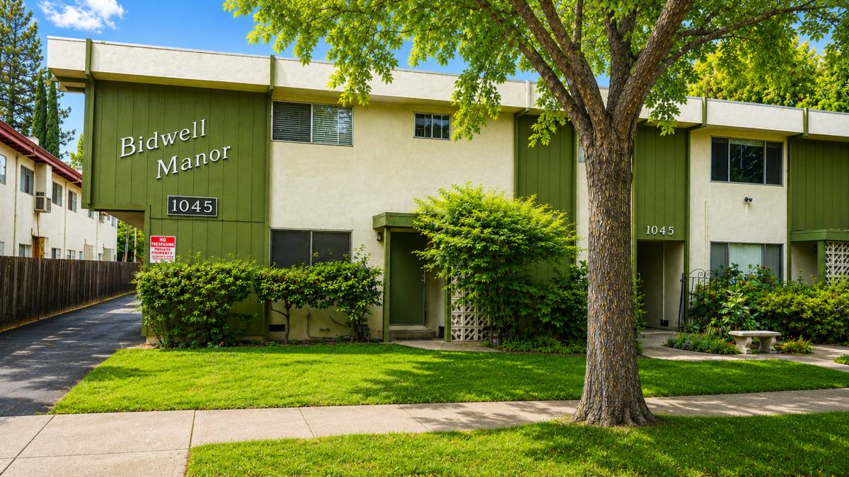 Apartment for rent at 1045 Esplanade, Chico, CA 95926