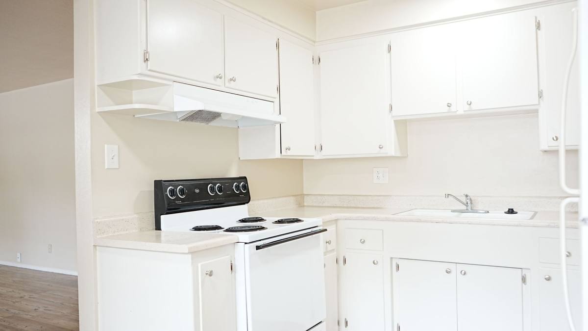 Apartment for rent at 1045 Esplanade, Chico, CA 95926