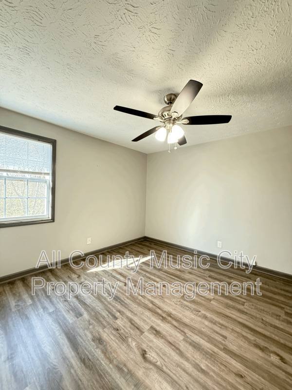 Apartment for rent at 3120 Creekwood Dr, Nashville, TN 37207