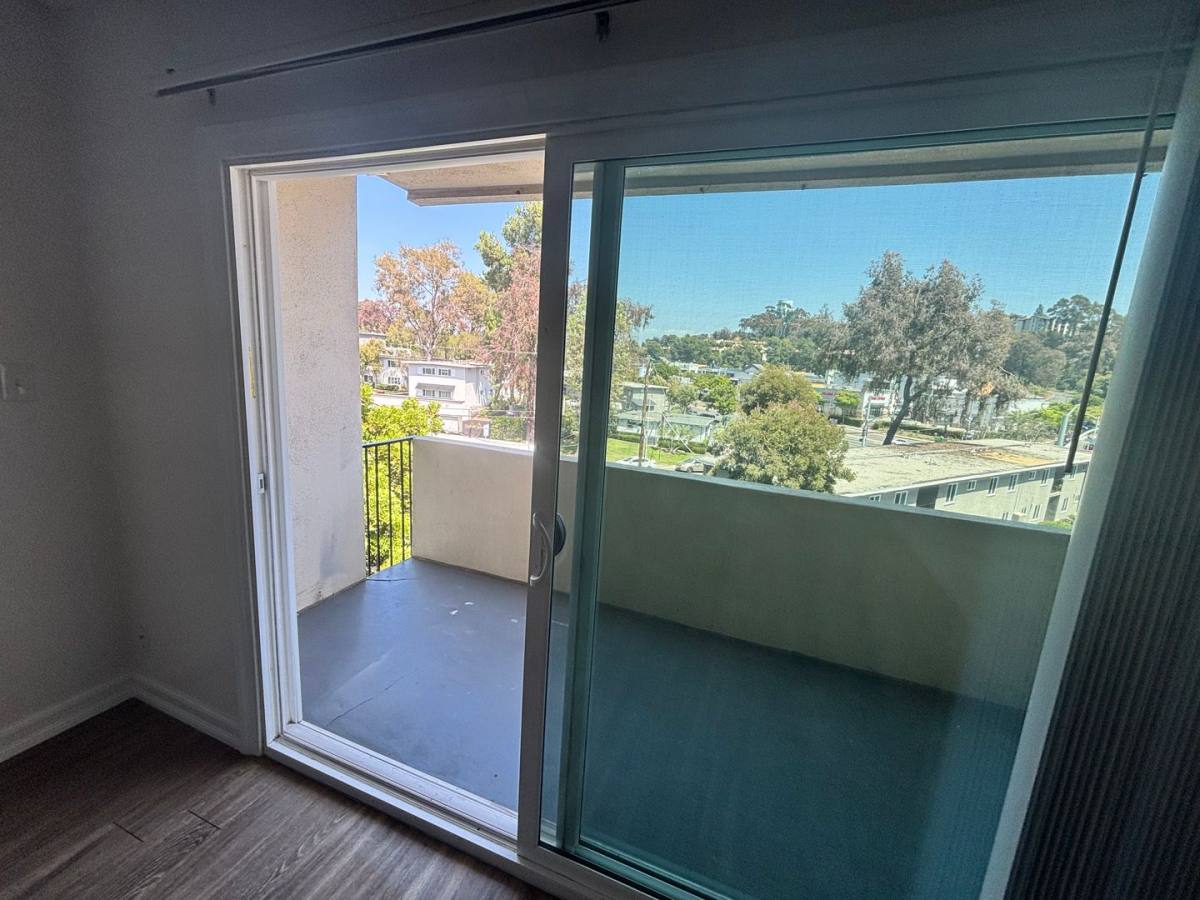Apartment for rent at 5722 University Ave, San Diego, CA 92115