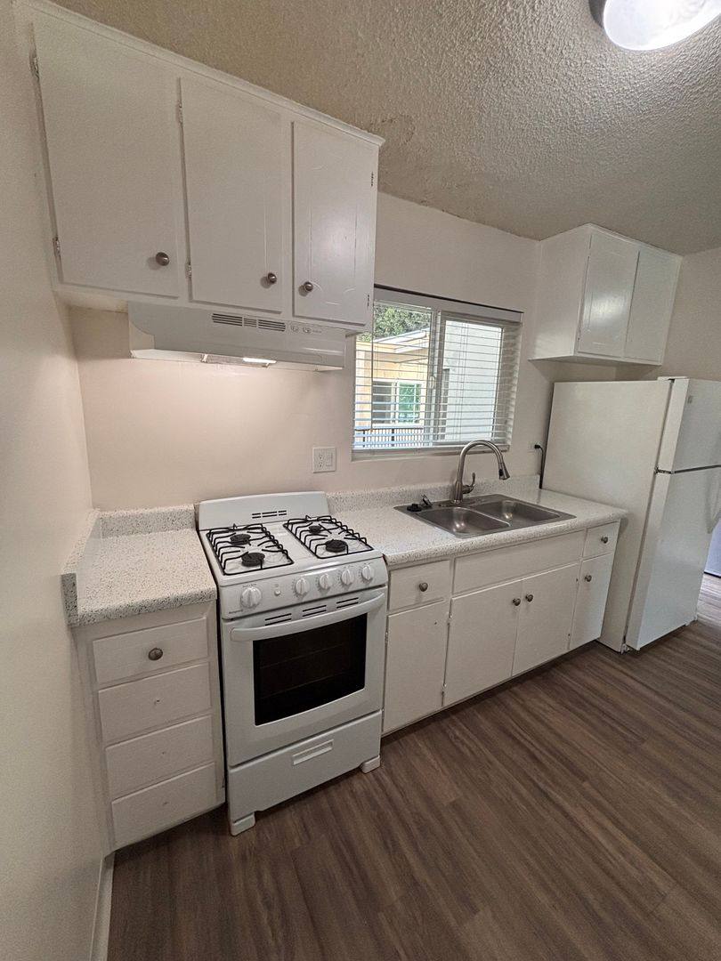University Terrace, 5722 University Ave, San Diego, CA 92115 - Apartment for Rent - Image 7