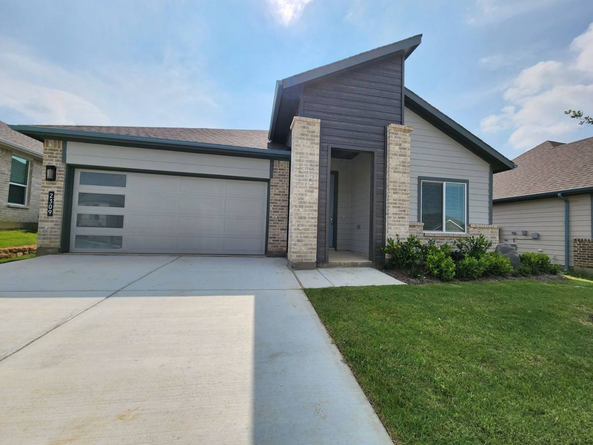 House for rent at 2309 Ruff Rd, Denton, TX 76205