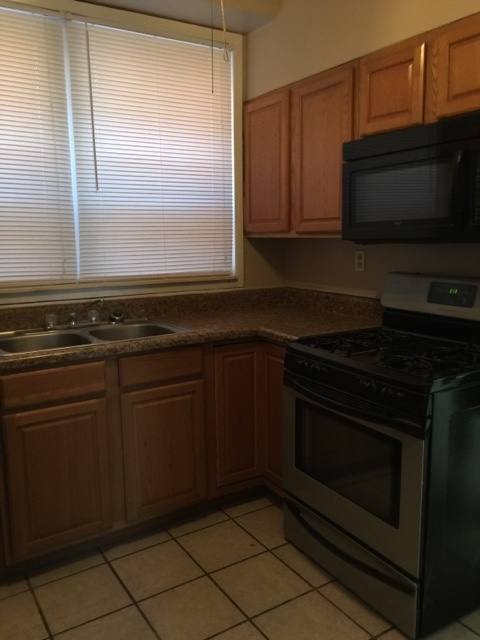 Apartment for rent at 1353 Vance, Memphis, TN 38104