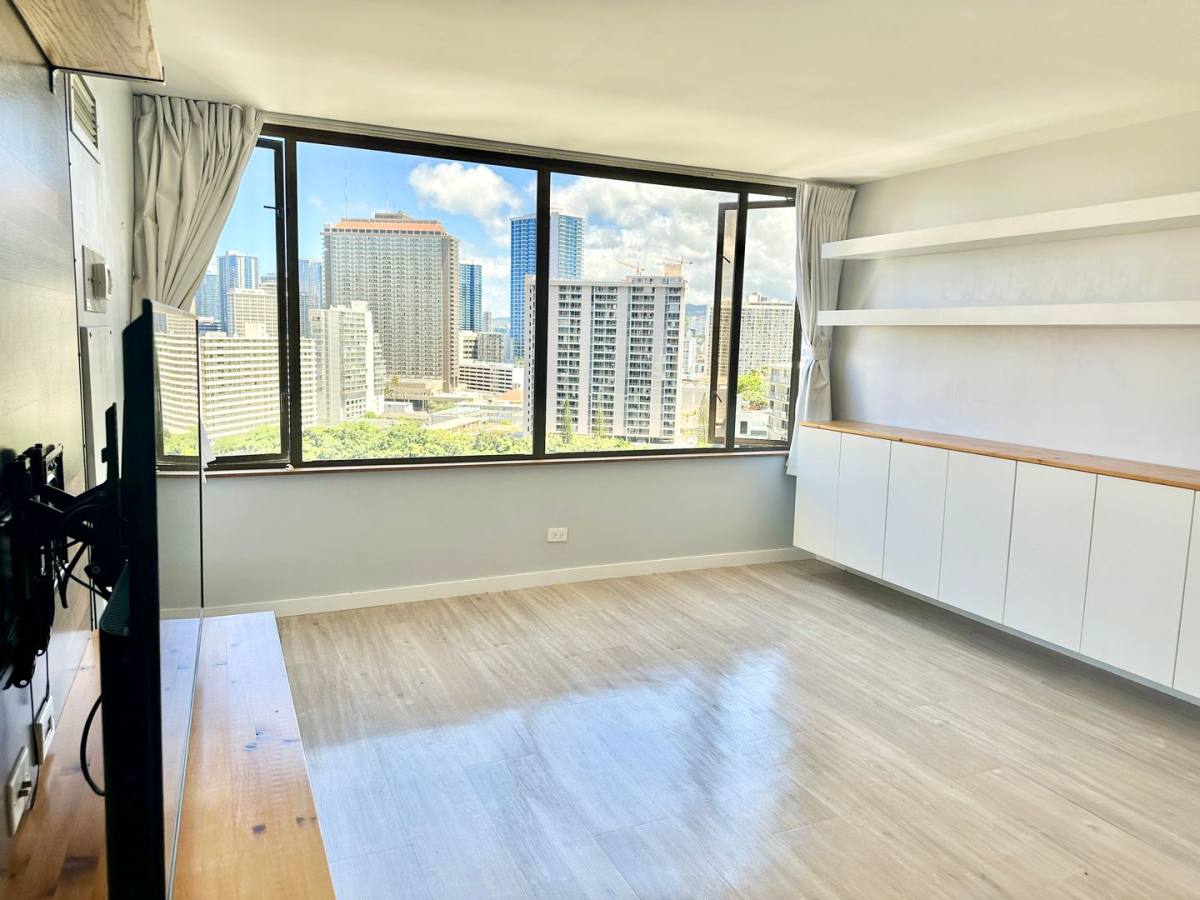 Condo for rent at 411 Hobron Lane, Honolulu, HI 96815