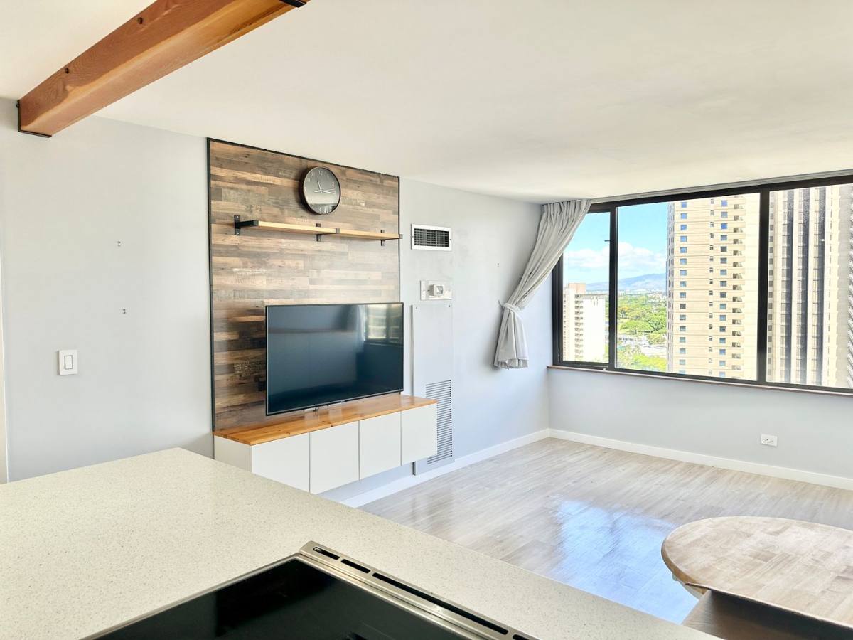 Condo for rent at 411 Hobron Lane, Honolulu, HI 96815