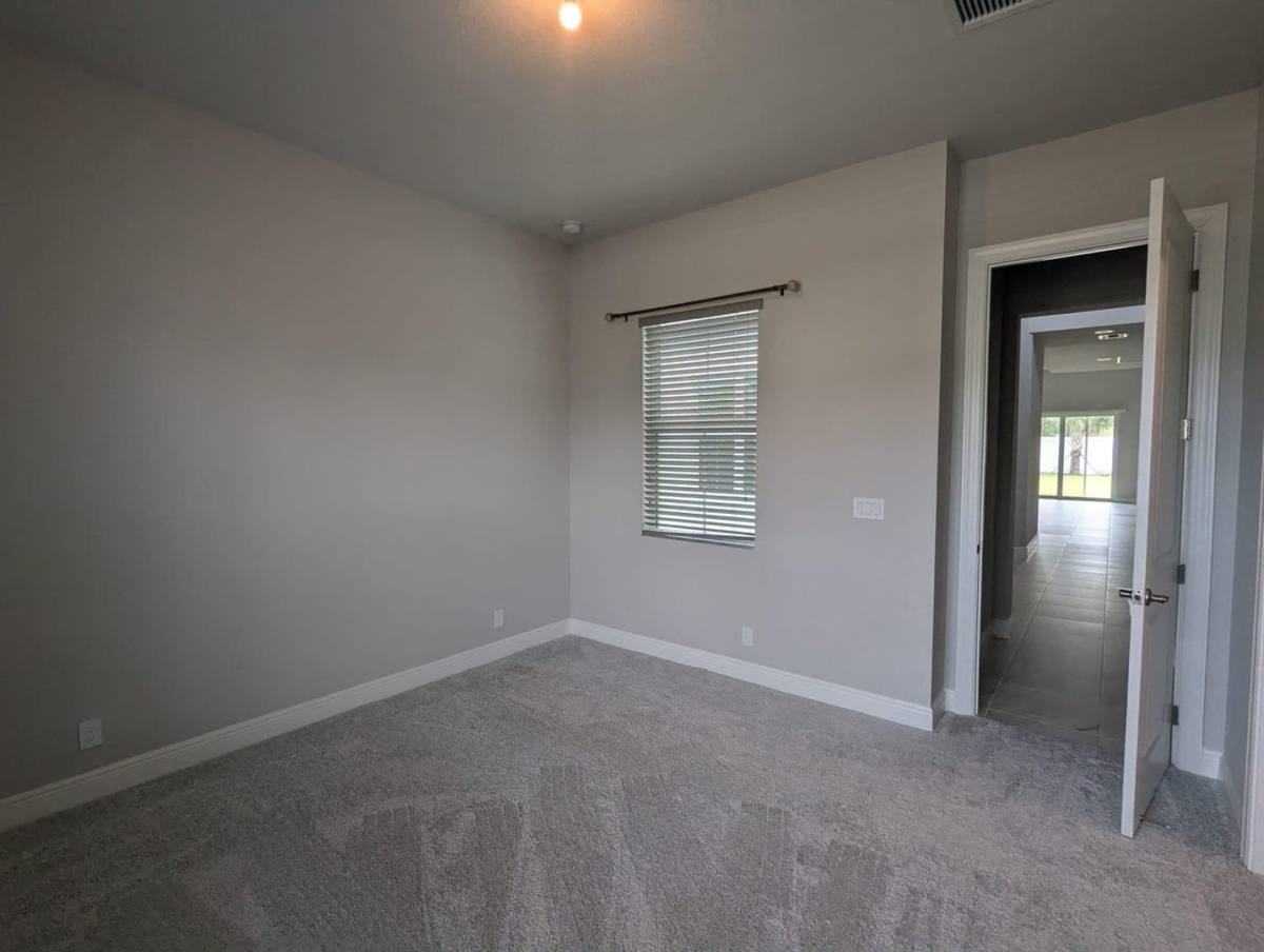 House for rent at 9292 Crestview Circle, West Palm Beach, FL 33412