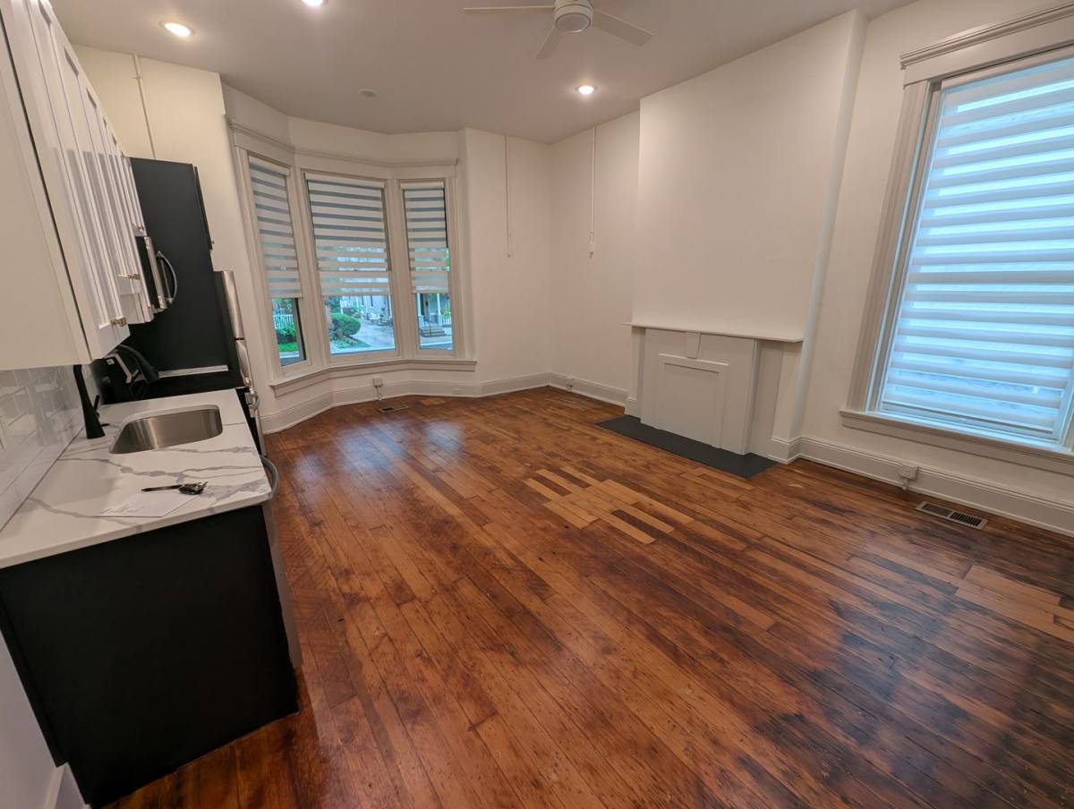 Apartment for rent at 521 Garrard St, Covington, KY 41011