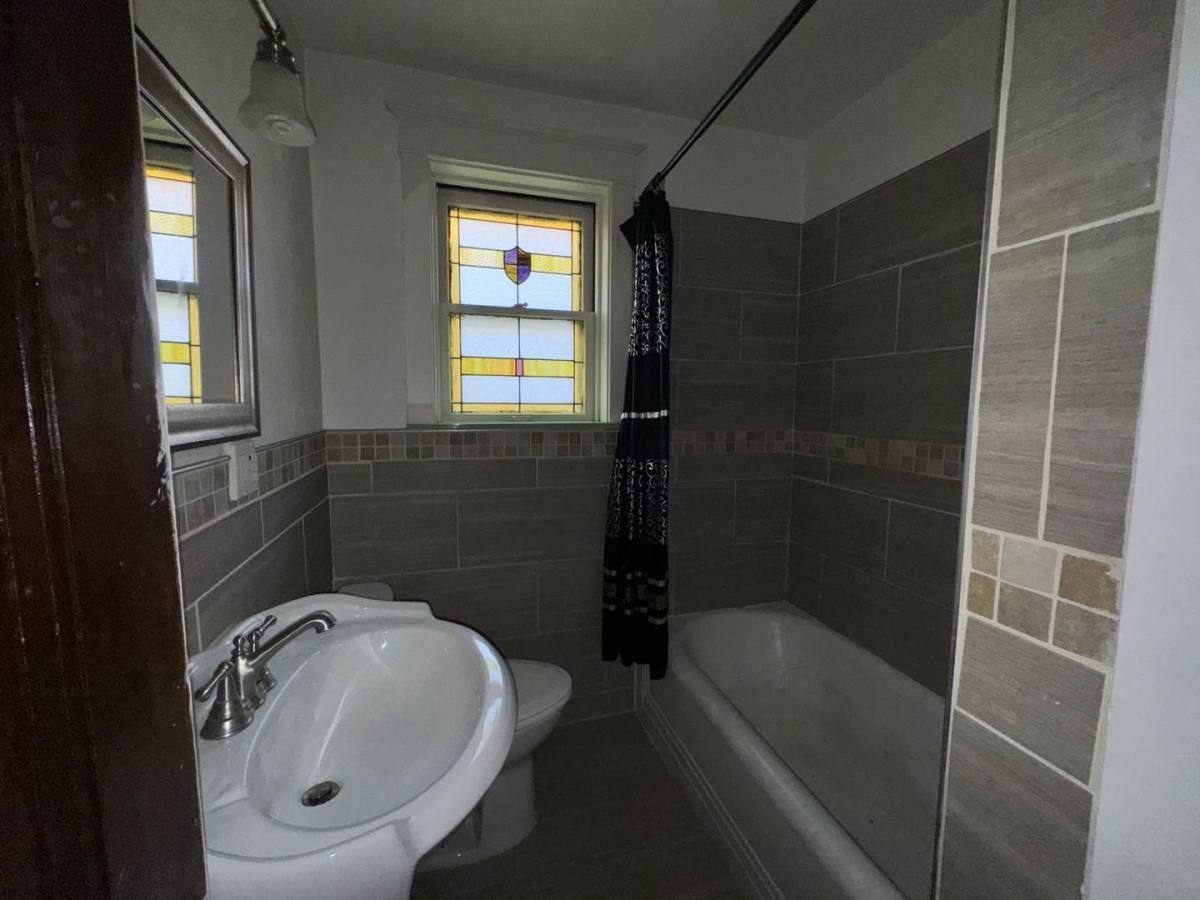 House for rent at 5741 Floy Ave, Saint Louis, MO 63136