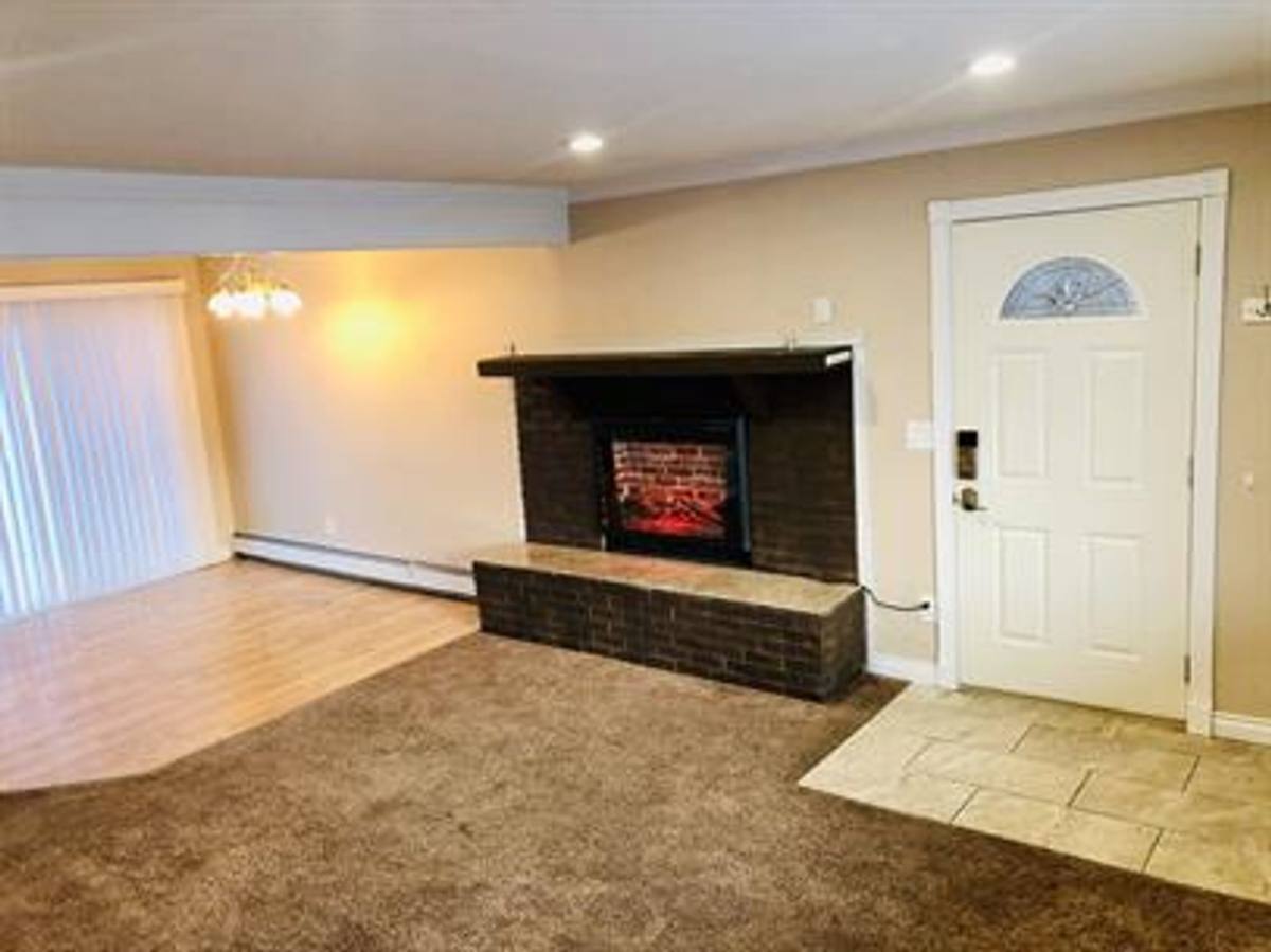 Apartment for rent at 11614 Dawn St #3, Eagle River, AK 99577