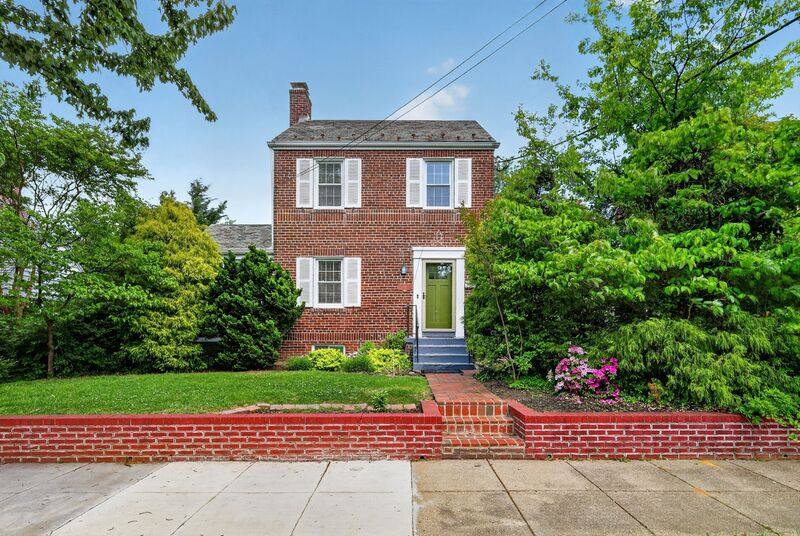 House for rent at 2112 34th St SE, Washington, DC 20020