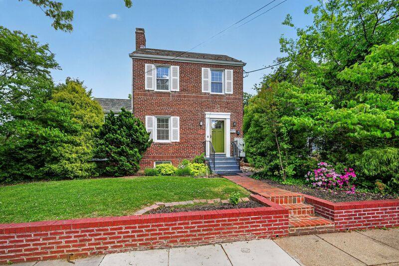 House for rent at 2112 34th St SE, Washington, DC 20020