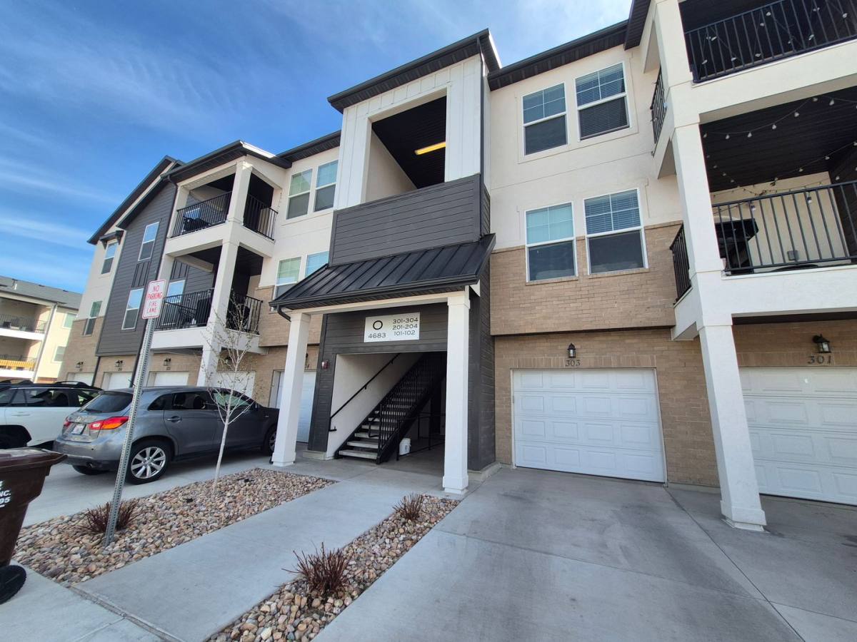 Condo for rent at 4683 W Sylvie Court, Herriman, UT 84096