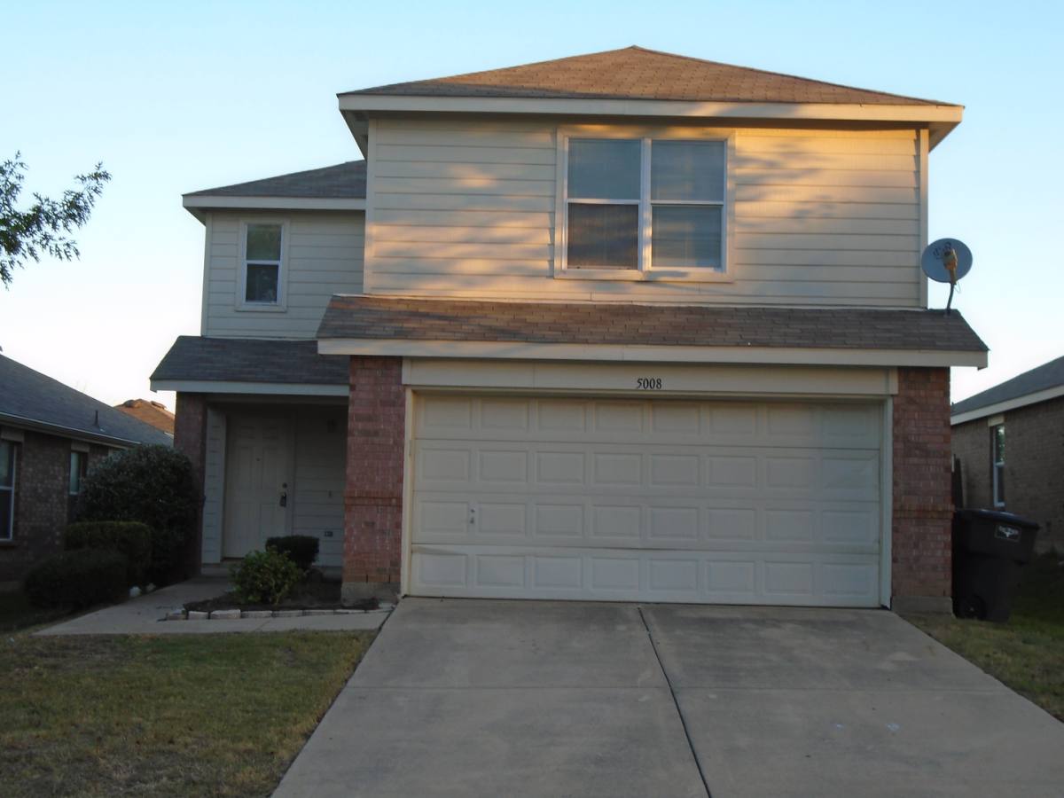 House for rent at 5008 Waterford Dr, Fort Worth, TX 76179