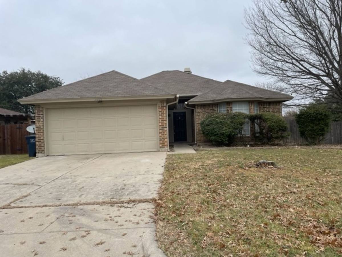 House for rent at 5800 Stone Meadow Lane, Fort Worth, TX 76179