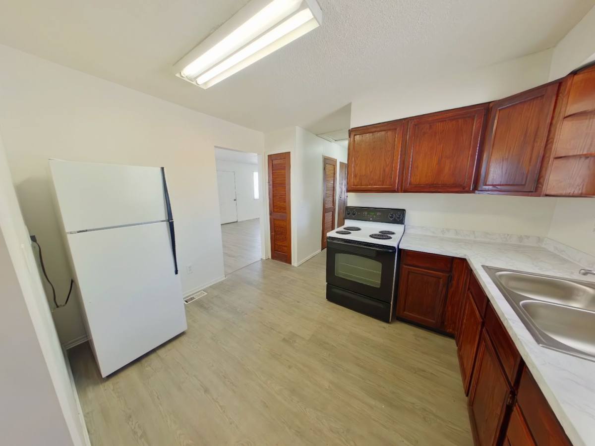 House for rent at 222 E 14th St N, Wichita, KS 67214