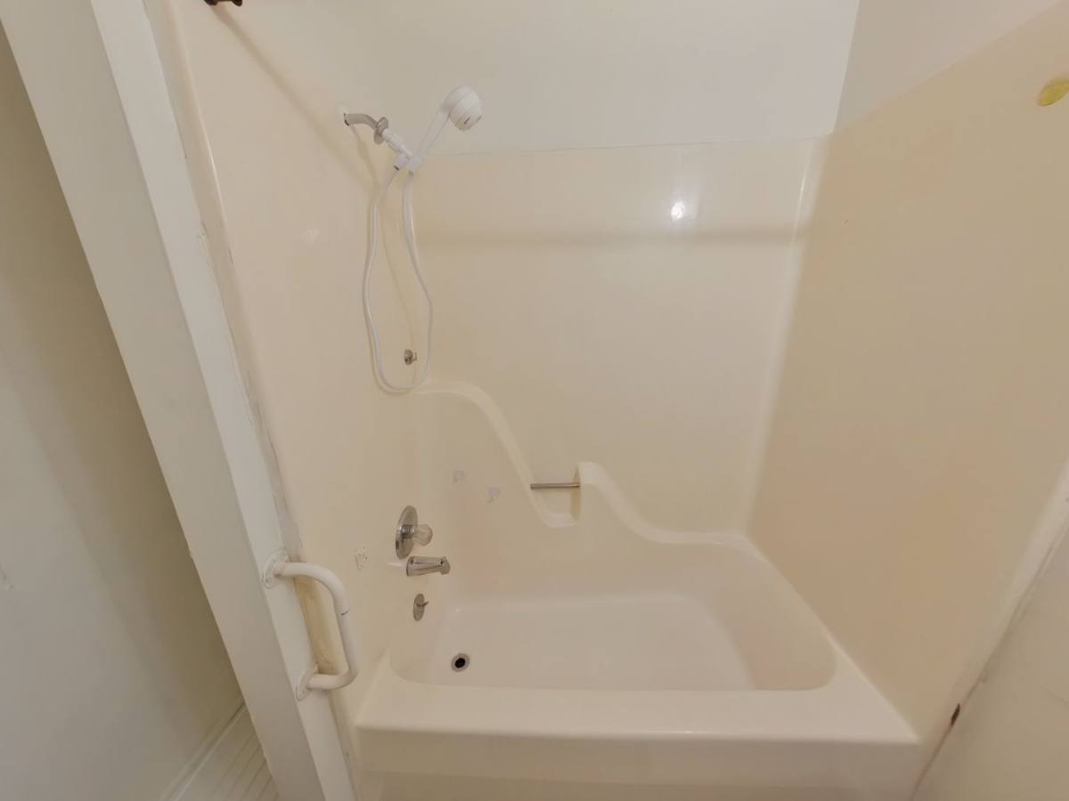 House for rent at 222 E 14th St N, Wichita, KS 67214