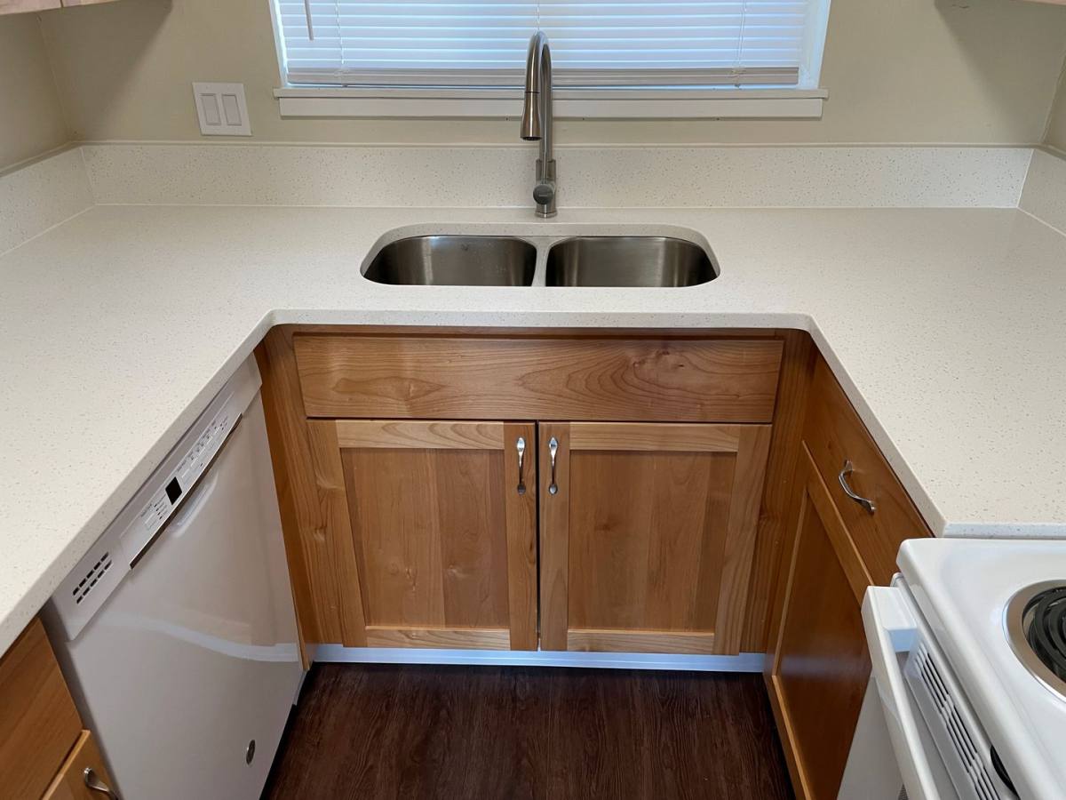 Apartment for rent at 1725-1731 Salishan St SE, Salem, OR 97302