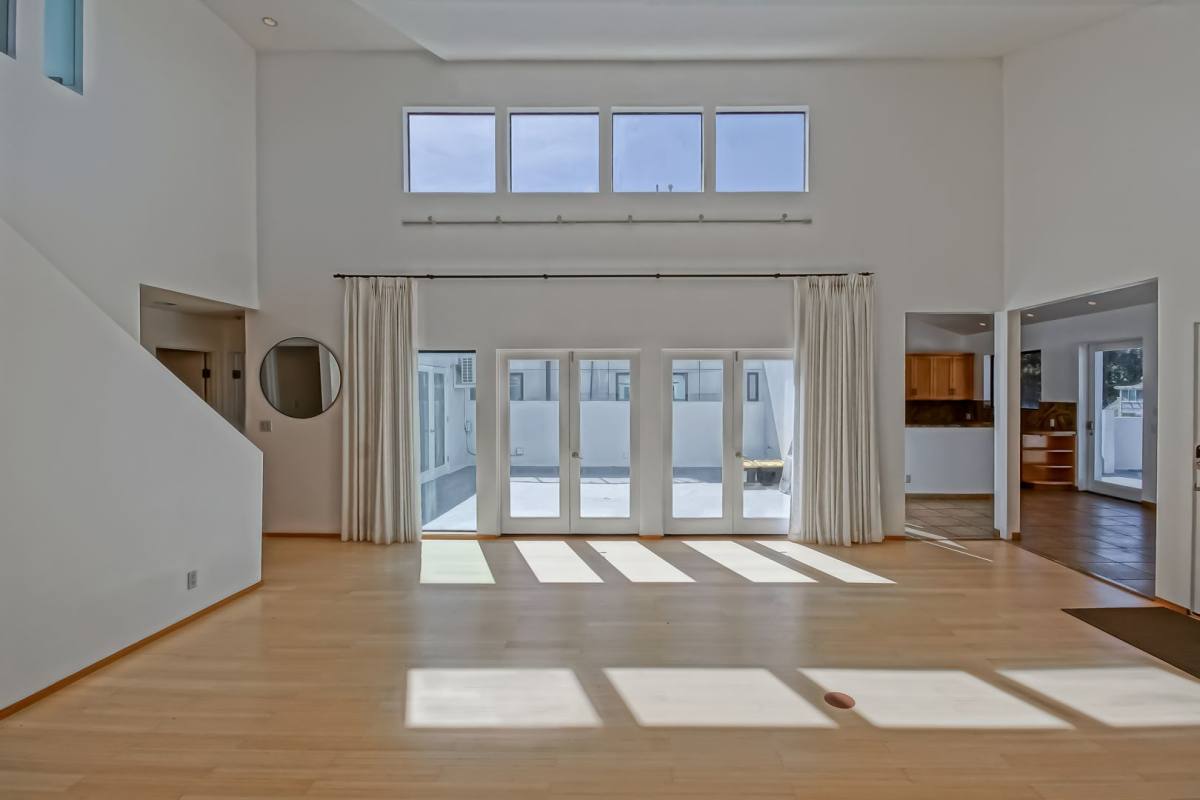 House for rent at 522 Grand Blvd, Venice, CA 90291